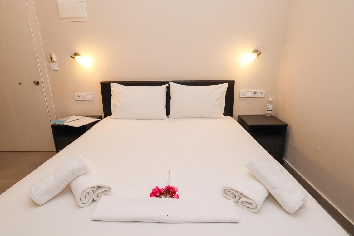 Hotel Banbus Loutra Edipsou  Eksteriør billede
